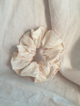 Load image into Gallery viewer, Vintage Scrunchies
