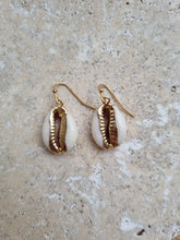 Load image into Gallery viewer, Waikiki Earrings
