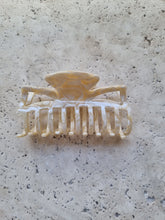Load image into Gallery viewer, Marble Large Claw Clip
