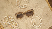 Load image into Gallery viewer, Shell Sunglass Chains
