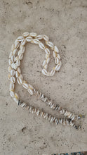 Load image into Gallery viewer, Shell Sunglass Chains

